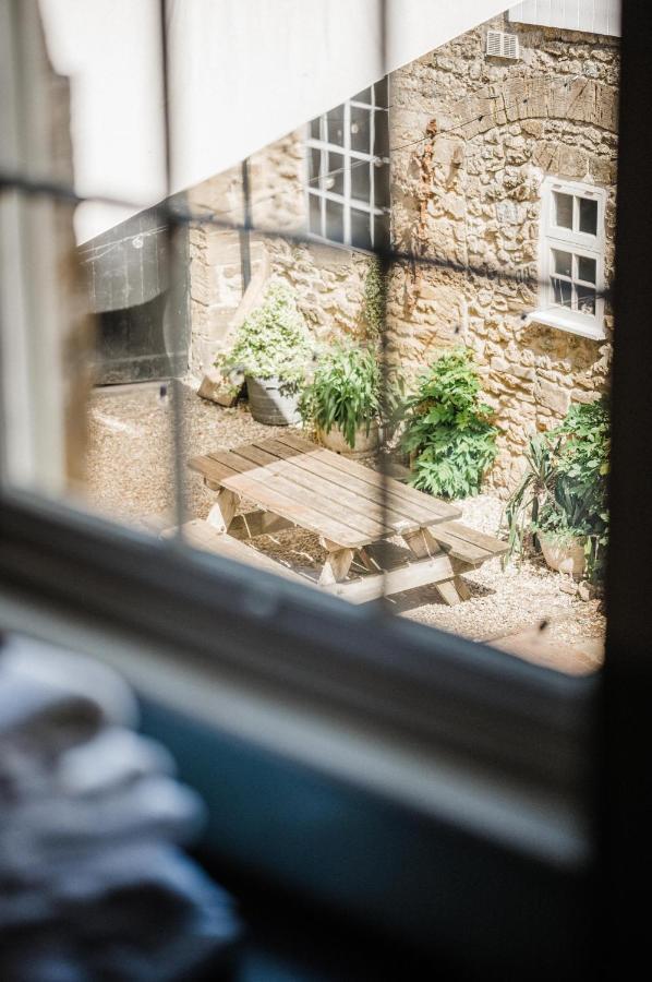 Hotel The Crooked Swan Crewkerne Exteriér fotografie