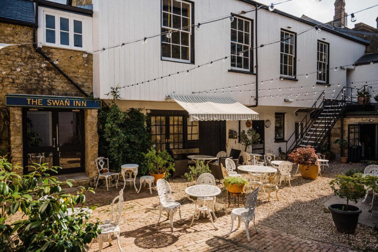 Hotel The Crooked Swan Crewkerne Exteriér fotografie